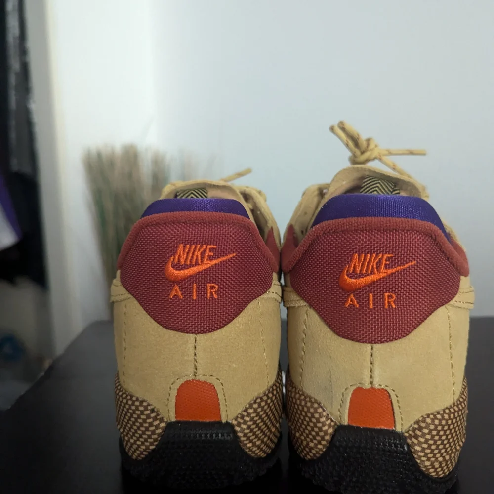 Nike Air Force 1 Wild Women Size 8.5 Brand New Wheat - Picture 5 of 10